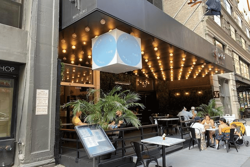 Hole in The Wall- Flatiron/Casual Dining