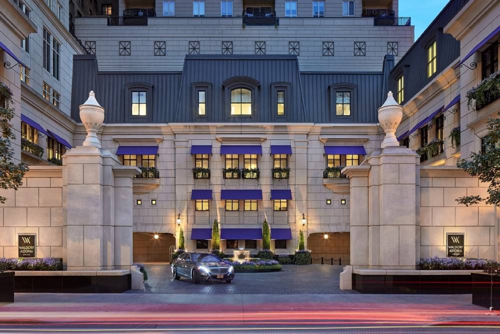 Waldorf Astoria Chicago