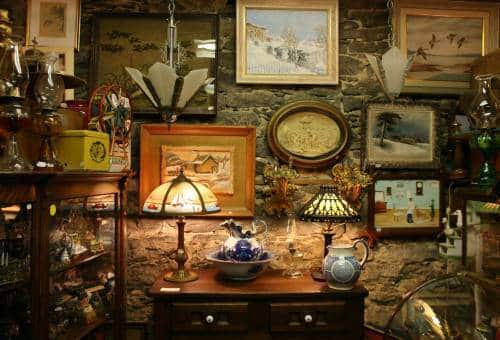 AMAL STAR ANTIQUES L.L.C