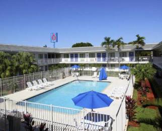 Motel 6 Miami