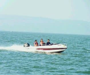 Speed Boat