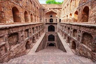 Agrasen ki Baoli Delhi