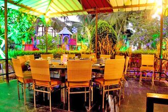 DeVilla Garden Restaurant Surat