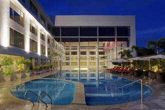 Radisson Blu Plaza Hotel Hyderabad - Lowest Flight Fares Radisson Blu Plaza Hotel Hyderabad