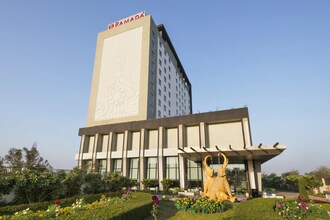 Ramada Plaza Hotel Agra