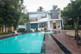 Hotel Naveen Residency Calicut - Lowest Flight Fares Hotel Naveen Residency Calicut