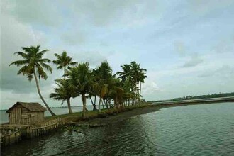 Veeranpuzha Beach Kochi