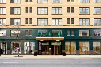 21c Museum Hotel Chicago - Lowest Flight Fares 21c Museum Hotel Chicago