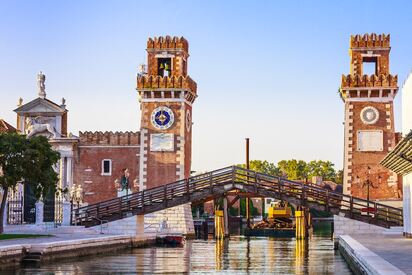 El-Arsenal-Venecia - Lowest Flight Fares El-Arsenal-Venecia