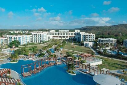 Gran Muthu Almirante Beach Hotel