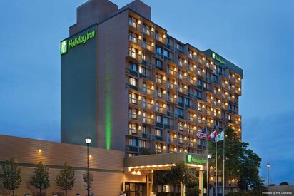 Holiday Inn Downtown Center