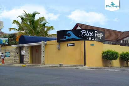 Hostal-Blue-Pacific-manta