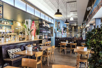 Iroquois Restaurant Zurich - Lowest Flight Fares Iroquois Restaurant Zurich