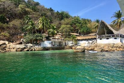 Isla-de-la-Roqueta-Acapulco