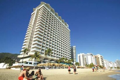 Krystal-Beach-Acapulco