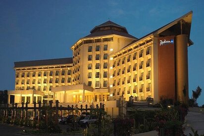 Radisson Blu Dhaka Hotel - Lowest Flight Fares Radisson Blu Dhaka Hotel