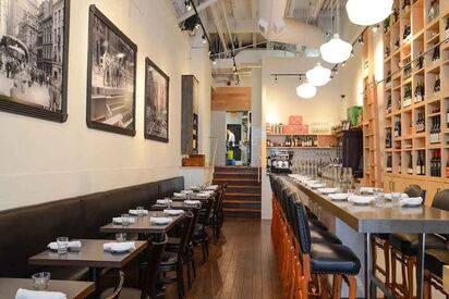 Richmond Station Restaurant Toronto - Lowest Flight Fares Richmond Station Restaurant Toronto