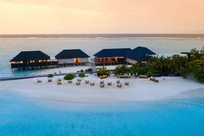 Summer Beach Maldives Hotel