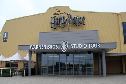Warner Bros London - Lowest Flight Fares Warner Bros London