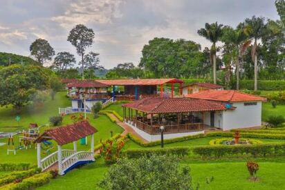 Hotel Campestre Pueblo Bello Armenia 