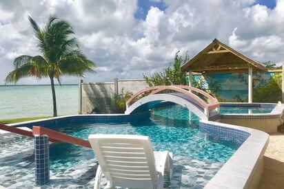 Tilt-TA-Dock Resort Belize Corozal