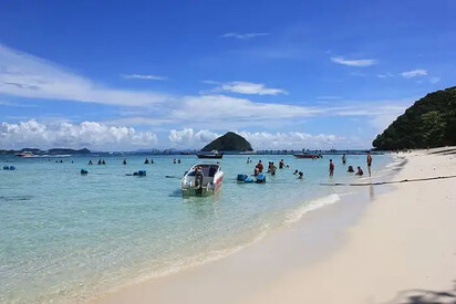 Beach hopping Phuket