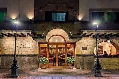 Hotel De Mendoza