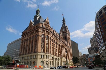 Milwaukee City Hall