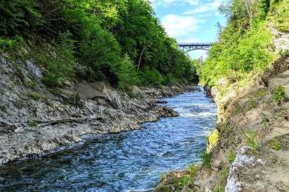 Quechee-Gorge-Vermont - Lowest Flight Fares Quechee Gorge