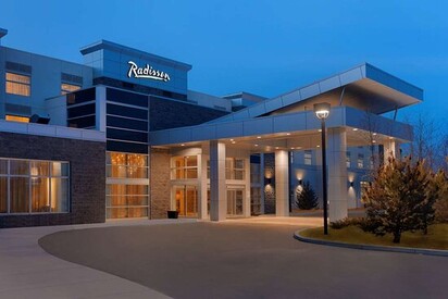 Radisson Hotel & Conference Center