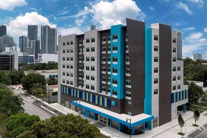 Tru by Hilton Miami West Brickell