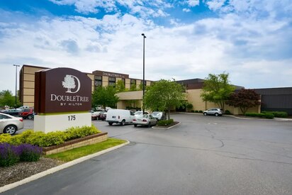 DoubleTree by Hilton Hotel Columbus - Worthington