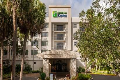 Holiday Inn Express & Suites Ft. Lauderdale