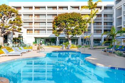 Hotel MdR Marina del Rey - a DoubleTree by Hilton