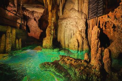 Luray Caverns