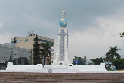 Monumento al Divino Salvador del Mundo