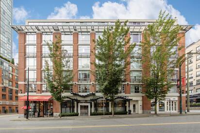 OPUS Vancouver - Lowest Flight Fares OPUS Vancouver