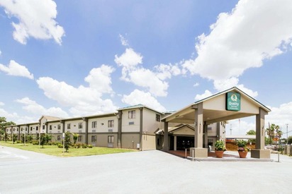 Quality Suites Houston - Lowest Flight Fares Quality Suites Houston