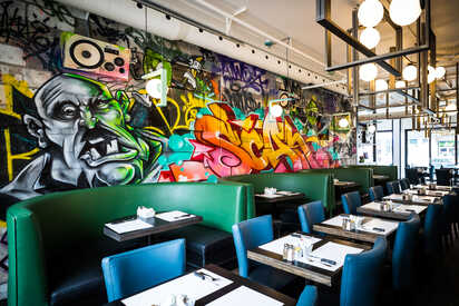 Restaurant L'Avenue Montreal - Lowest Flight Fares Restaurant L'Avenue Montreal