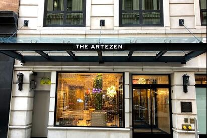 Artezen Hotel