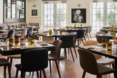 Betsys-Restaurant-Lounge-San-Martin - Lowest Flight Fares Betsy's Restaurant & Lounge