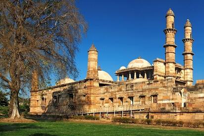 Champaner - Pavagadh Park Vadodara - Lowest Flight Fares Champaner - Pavagadh Park Vadodara