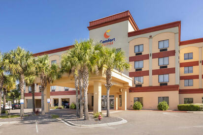 Comfort Inn and Suites 