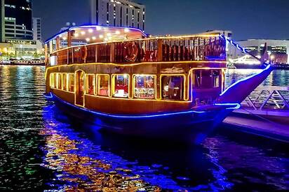 Dhow Dinner Cruise restaurant Dubai - Lowest Flight Fares Dhow Dinner Cruise restaurant Dubai
