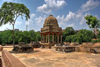 Mehrauli Archeological Park Delhi - Lowest Flight Fares Mehrauli Archeological Park Delhi