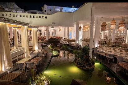 Oia restaurant Bangalore - Lowest Flight Fares Oia restaurant Bangalore