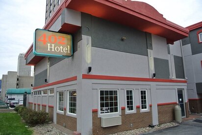 402 Hotel #TheBigO Omaha 