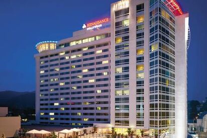 Loews Hollywood Hotel Los Angeles - Lowest Flight Fares Loews Hollywood Hotel Los Angeles