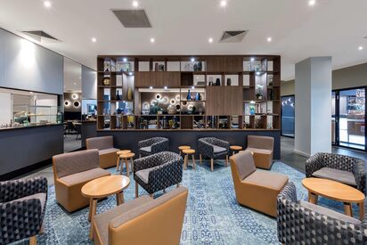 Oaks Melbourne on Market Hotel Melbourne - Lowest Flight Fares Oaks Melbourne on Market Hotel Melbourne