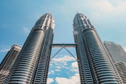 Petronas Twin Towers Kuala Lumpur - Lowest Flight Fares Petronas Twin Towers Kuala Lumpur